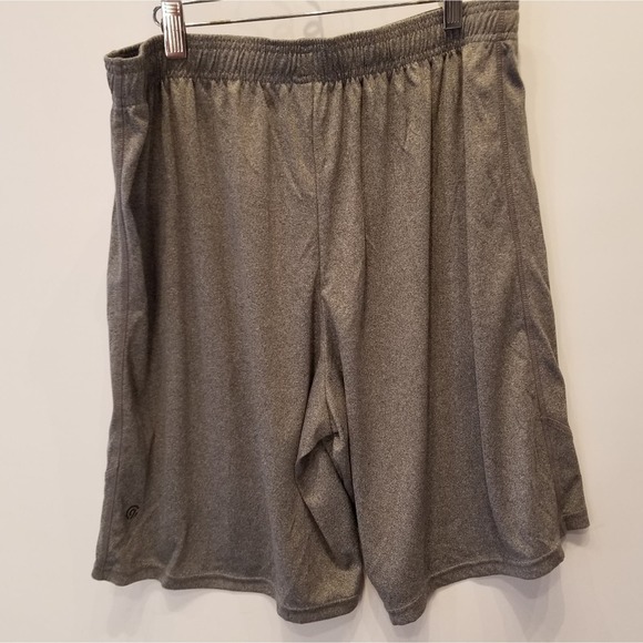 Champion Men's Athletic Workout Shorts Grey Loose Fitting Size XL - Picture 8 of 9